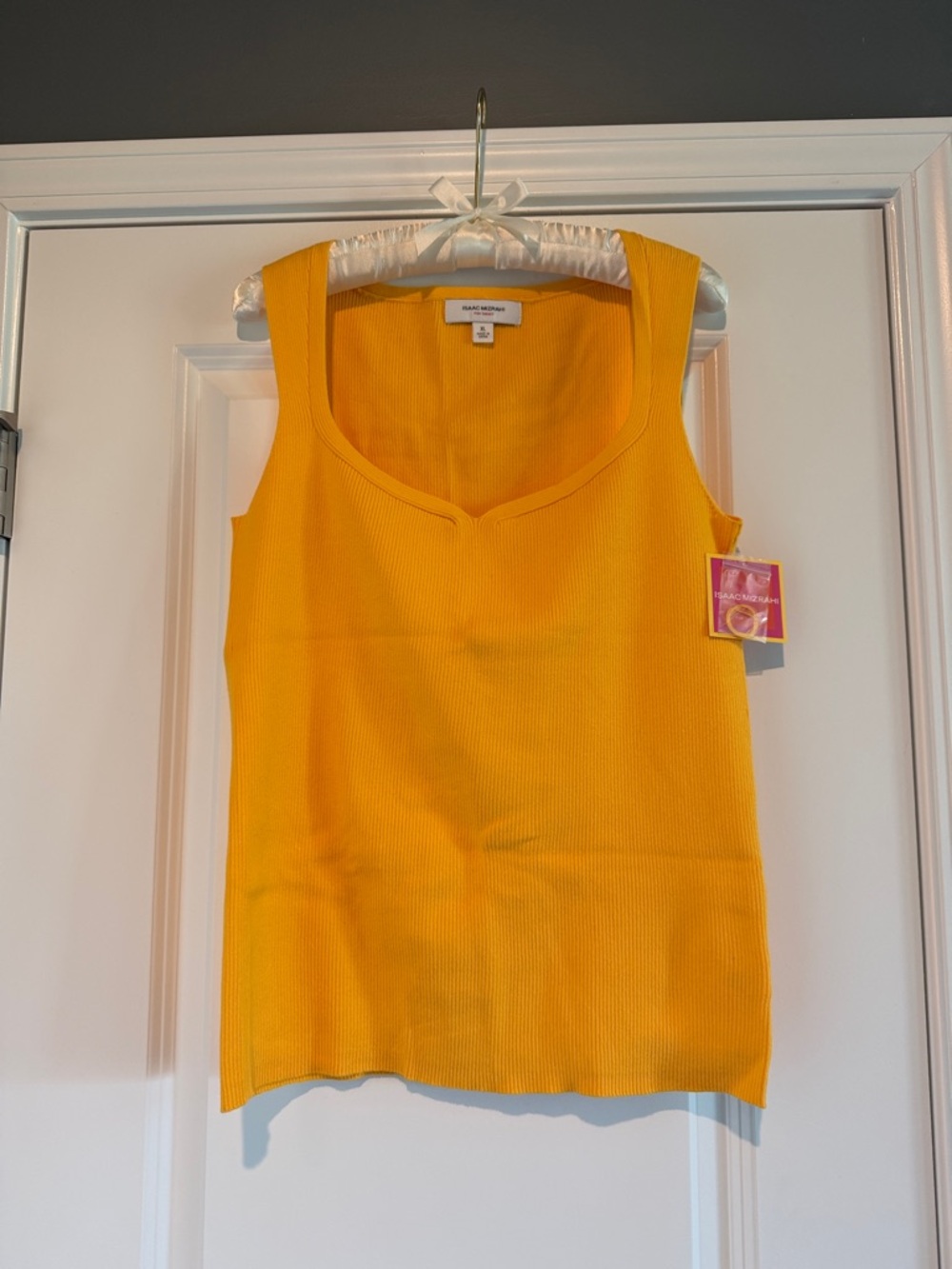 Isaac Mizrahi Sunburst Yellow Ribbed Scoop Tank